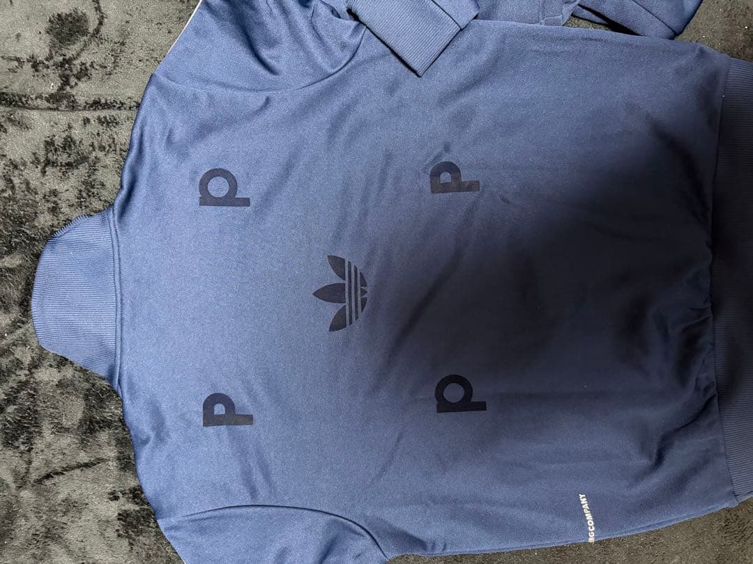 adidas × POP TRADING COMPANY セットアップ