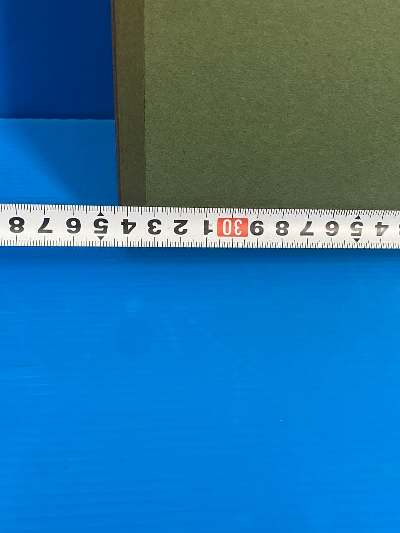 絵本作家・堀川理万子によるリトグラフ作品　街角