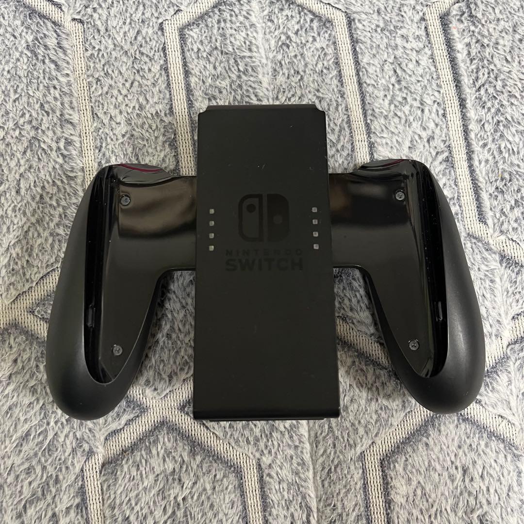 P*フ様 Nintendo Switch 本体、HORI グリップコントローラー