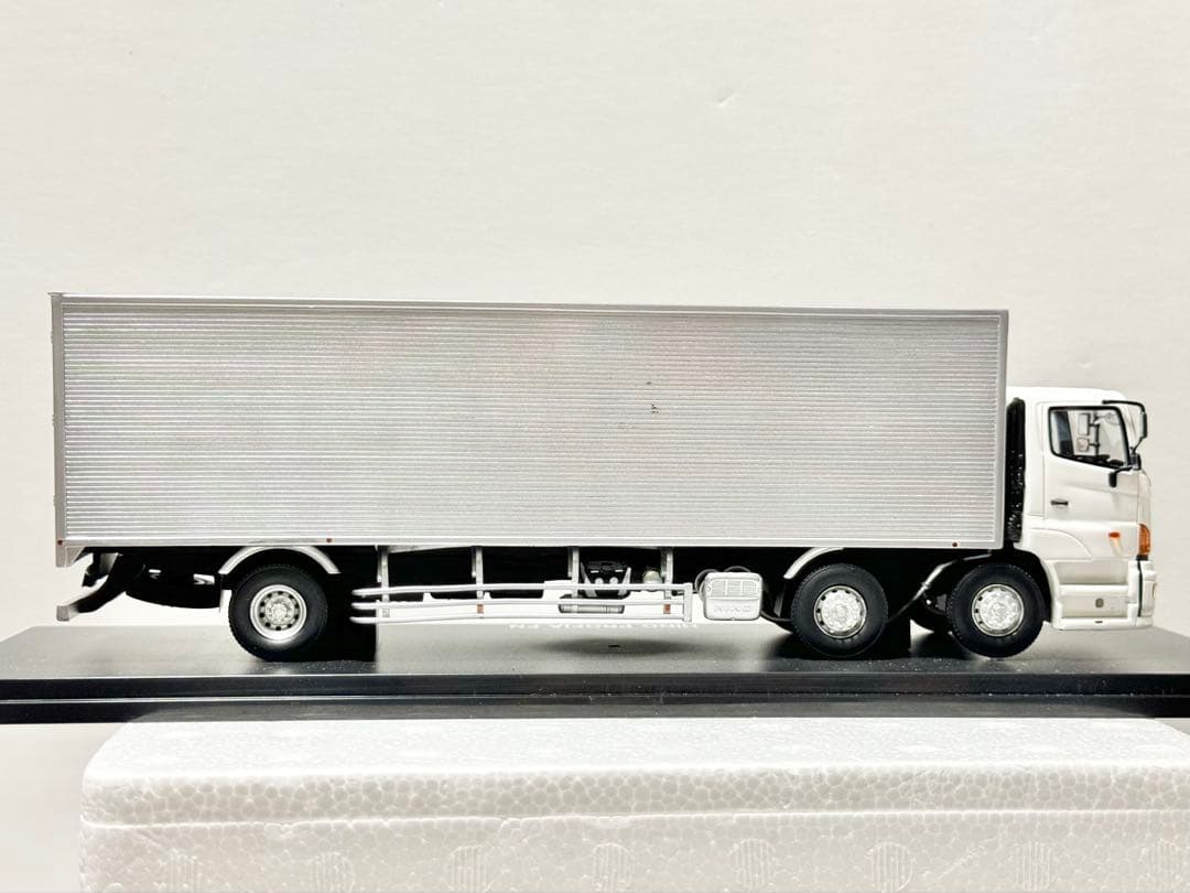 【レア】日野・グラプロ　前２軸　ショートキャブ　デコトラ　トラック　タフ43