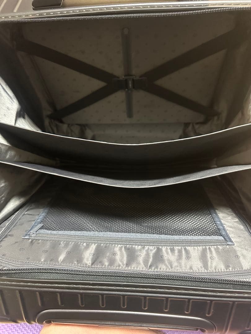 （makoto）リモワ Essential Sleeve コンパクト