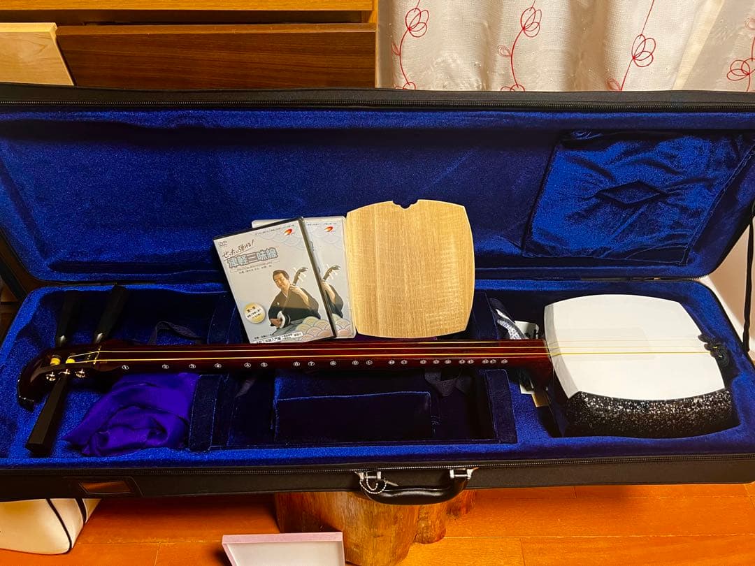 本日まで⭐︎ブラックフライデー⭐︎津軽三味線 紅木とち有 金細 黒檀人口革全てセット