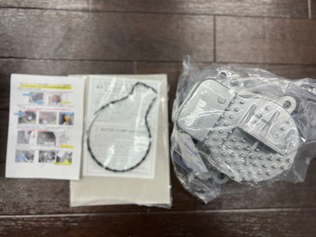 新品未使用 AISIN ウォーター ポンプ WPT-190