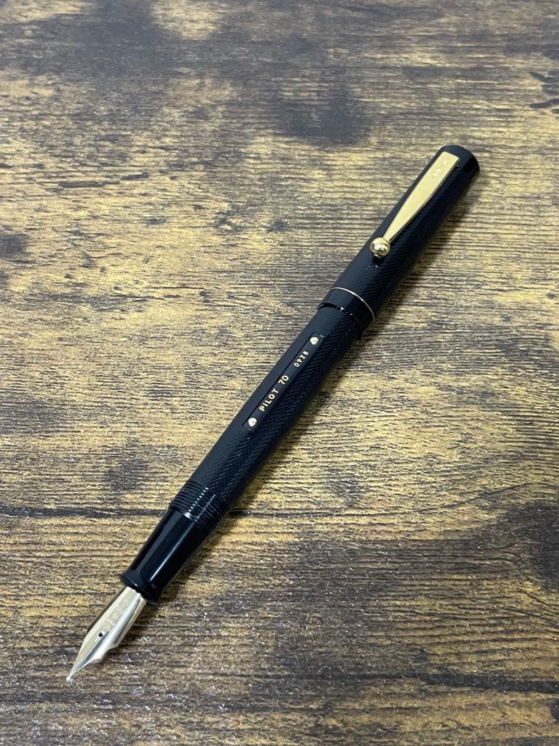 未使用　1988年製　パイロット　創業70周年　シリアルナンバー入　FM 万年筆