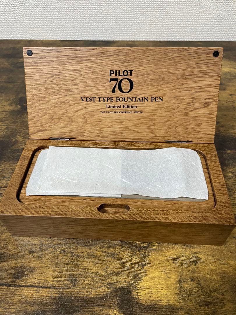 未使用　1988年製　パイロット　創業70周年　シリアルナンバー入　FM 万年筆