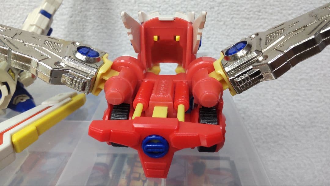 ビーダマン ガーディアンフェニックス スピーダーフェニックス メタルウイング