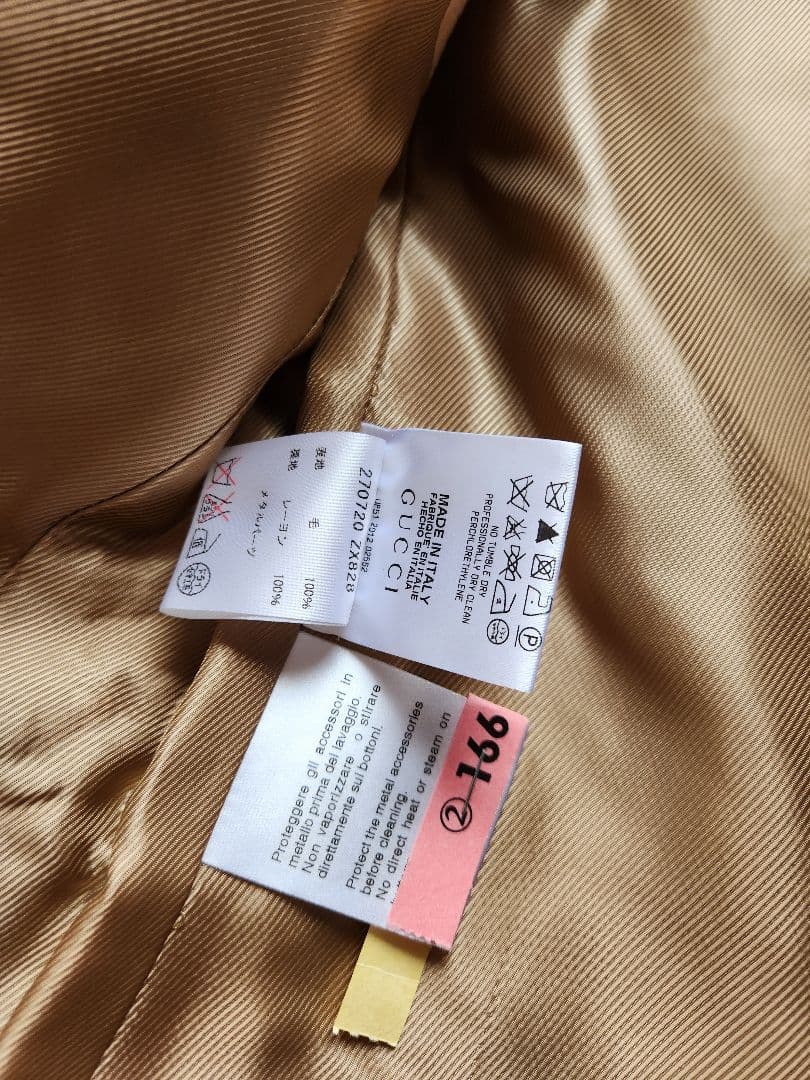 GUCCI グッチ コート ベージュ キャメル 比翼ボタン　国内正規店購入