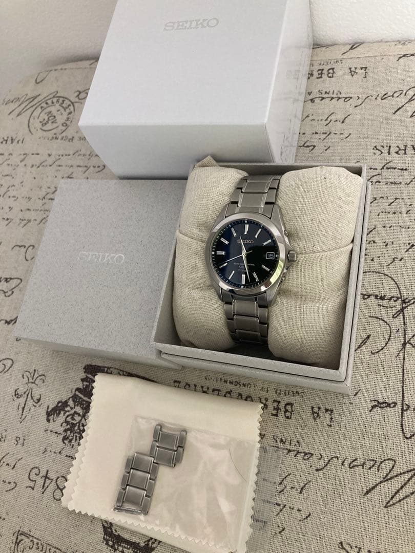 超美品！ SEIKO セイコー チタン 電波ソーラー フルコマ sbtm217