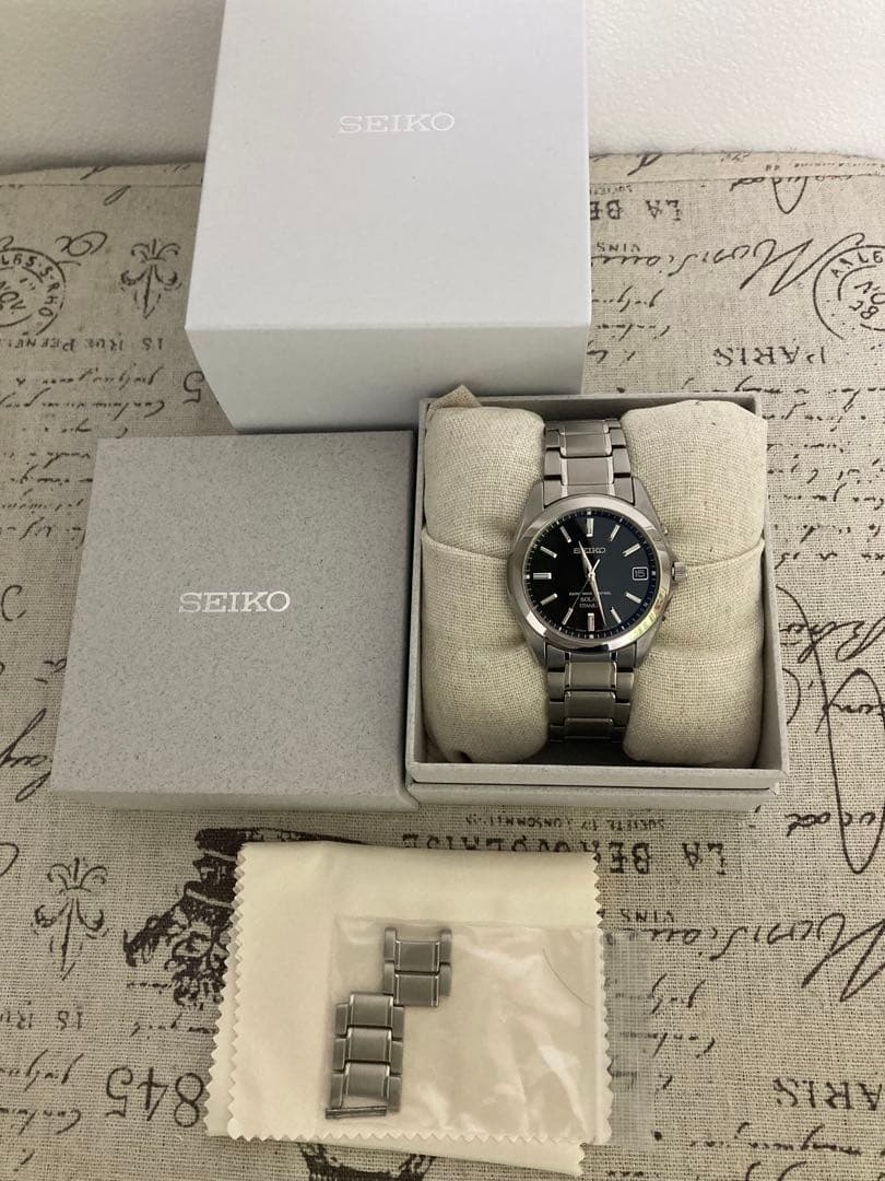 超美品！ SEIKO セイコー チタン 電波ソーラー フルコマ sbtm217