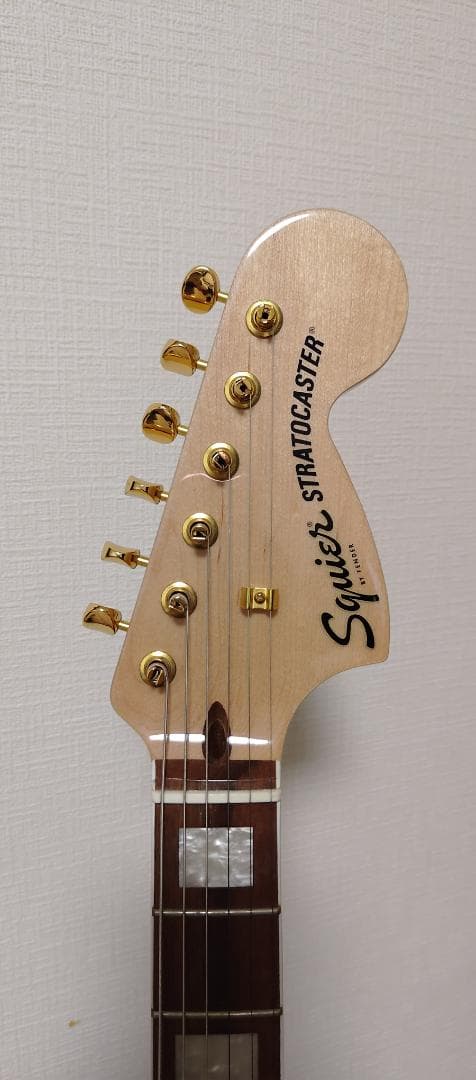Squier ストラトキャスター　40周年モデル　Gold Edition