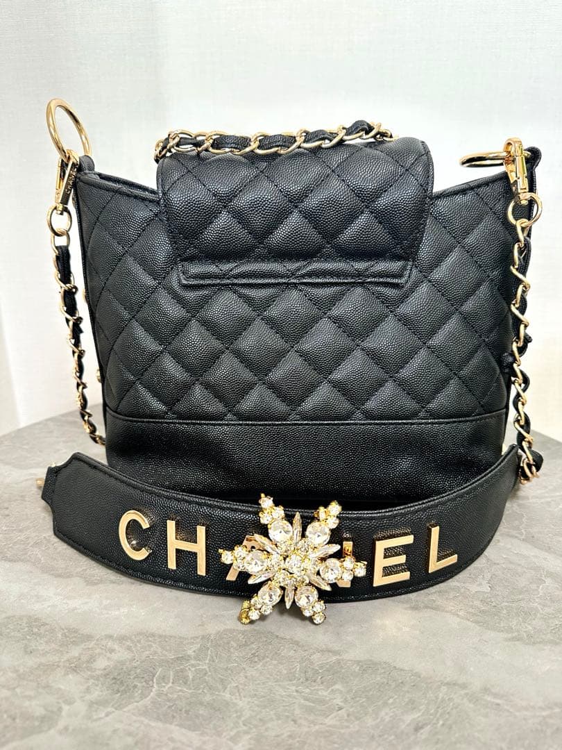 美品　ブラックキルティング 2way チェーンバッグ 高級感