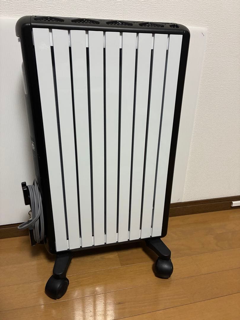 のじ丸様　デロンギ　オイルヒーター