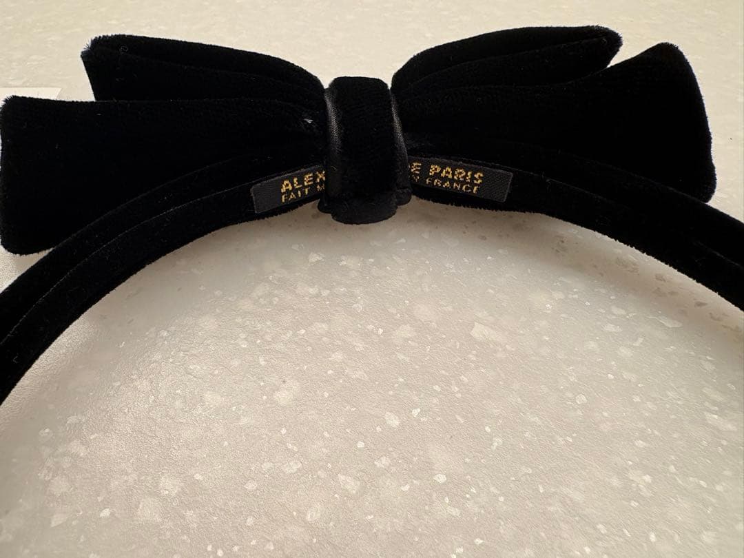 タイムセール⭐︎アレクサンドルドゥパリ　黒ベロアリボンカチューシャ