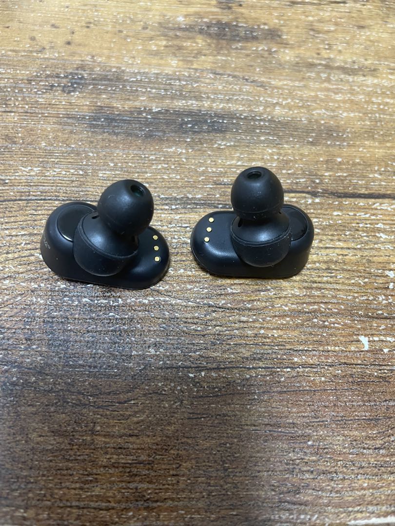 ソニーワイヤレスイヤホン　SONY WF-1000XM3(B)