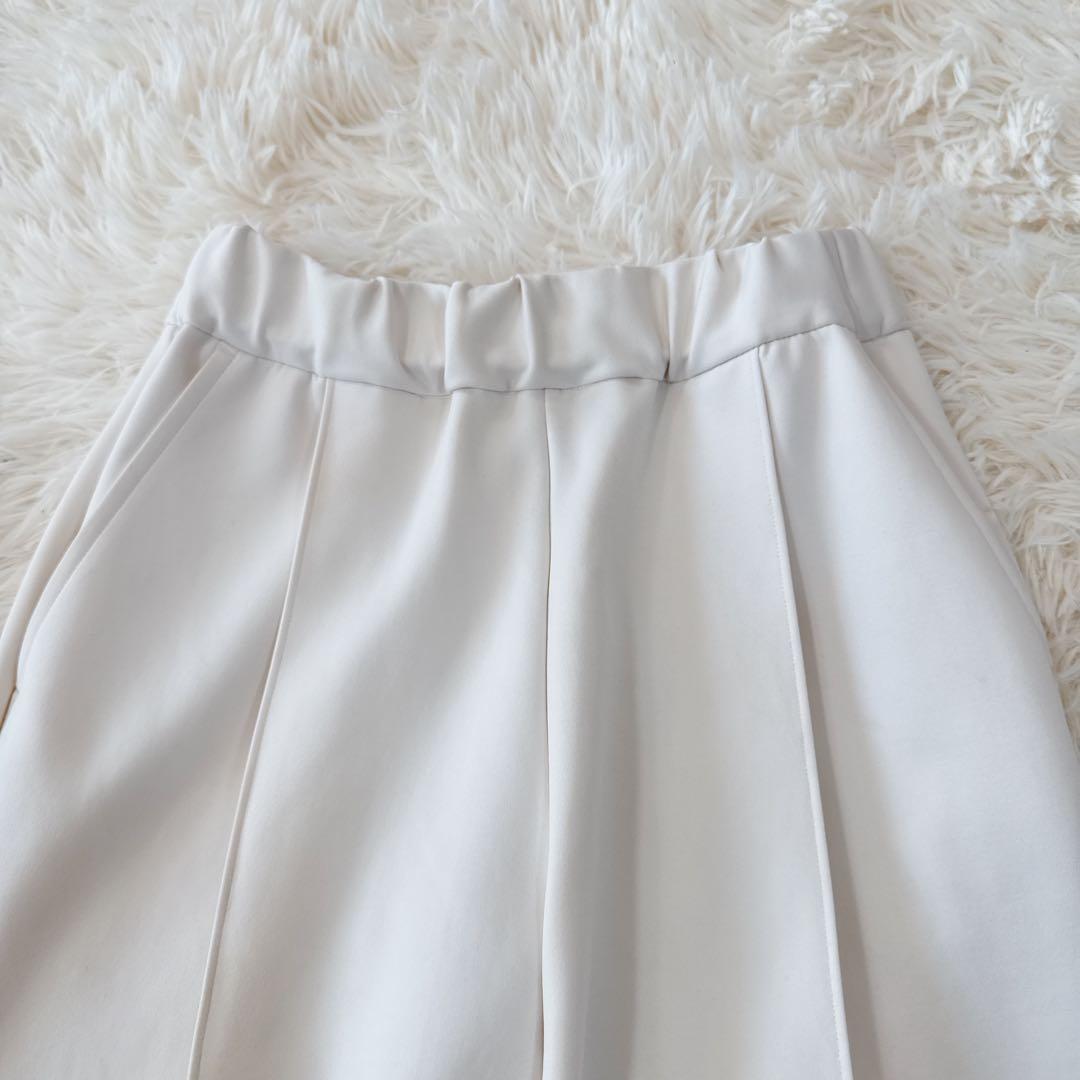 美品　OHGA　マシュマロパンツ　ミルク　XS