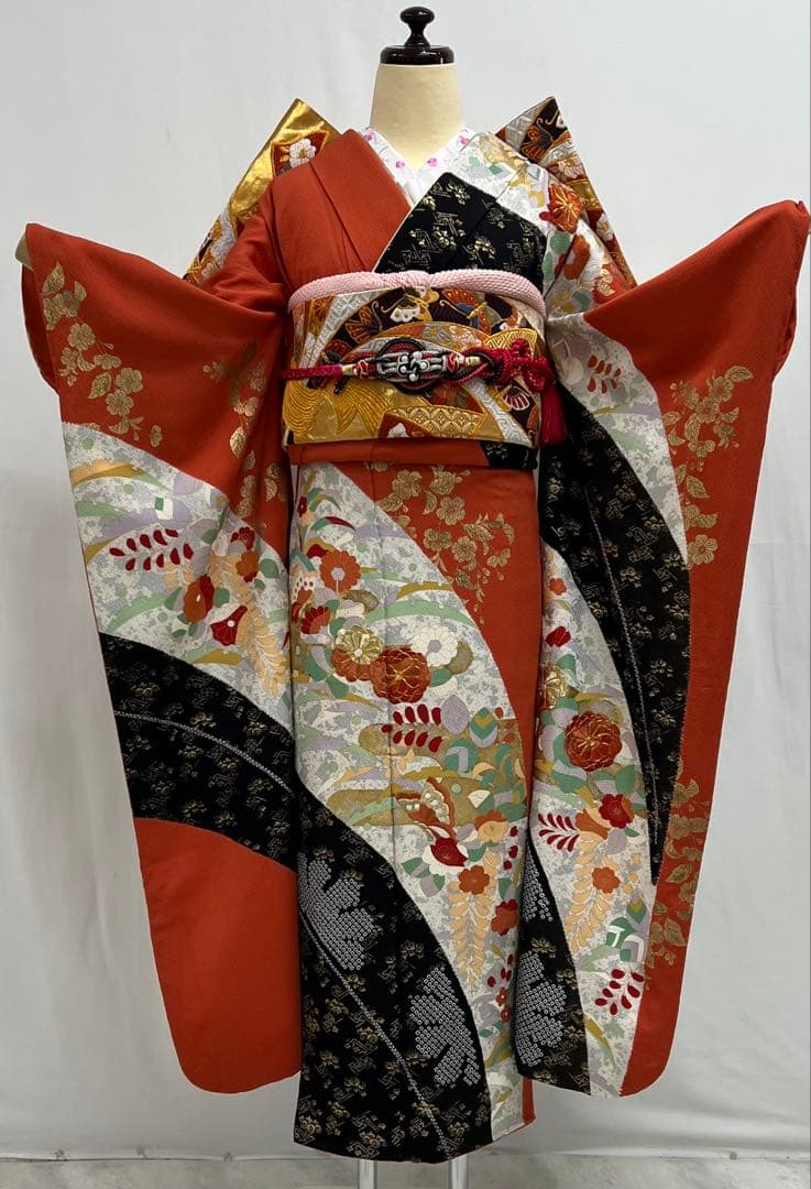 名門藤原織物　振り袖　フルセット　別誂長襦袢付　金駒刺繍　絞り　袋帯　701