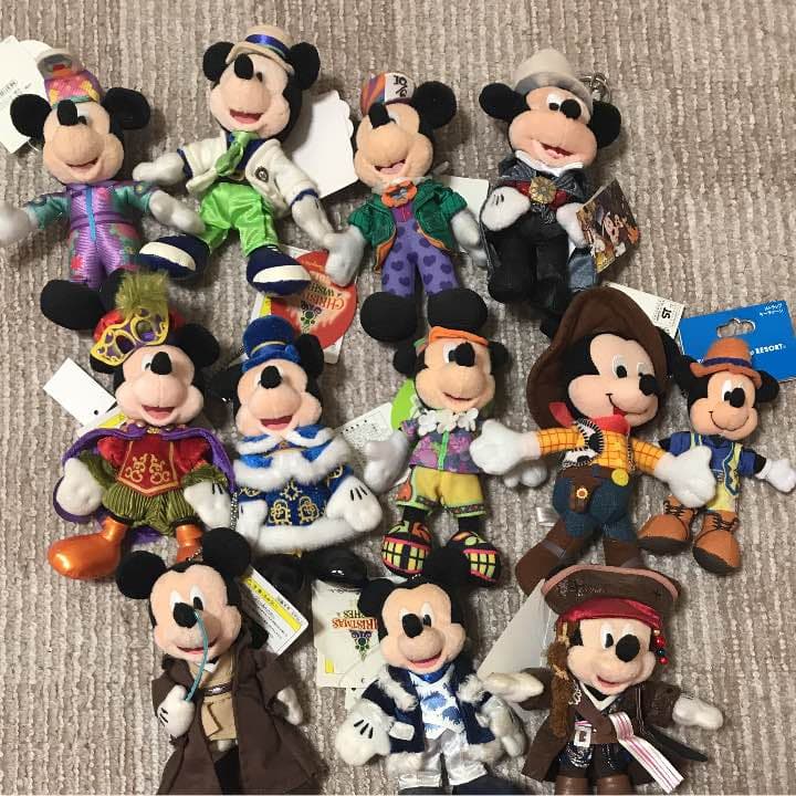 ミッキー ぬいぐるみバッヂ