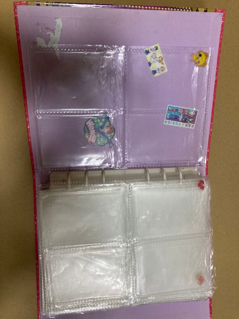 アイカツカードまとめ売り　206枚とバインダー