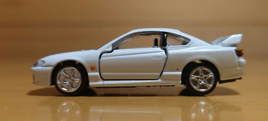 タカラトミートミカプレミアム　日産シルビア(s15) ホワイトパール限定色　白色