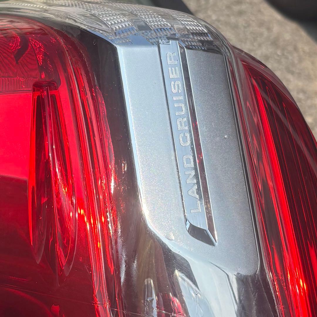 TOYOTA LAND CRUISER ランクル　テールランプ　クリアテールのみ