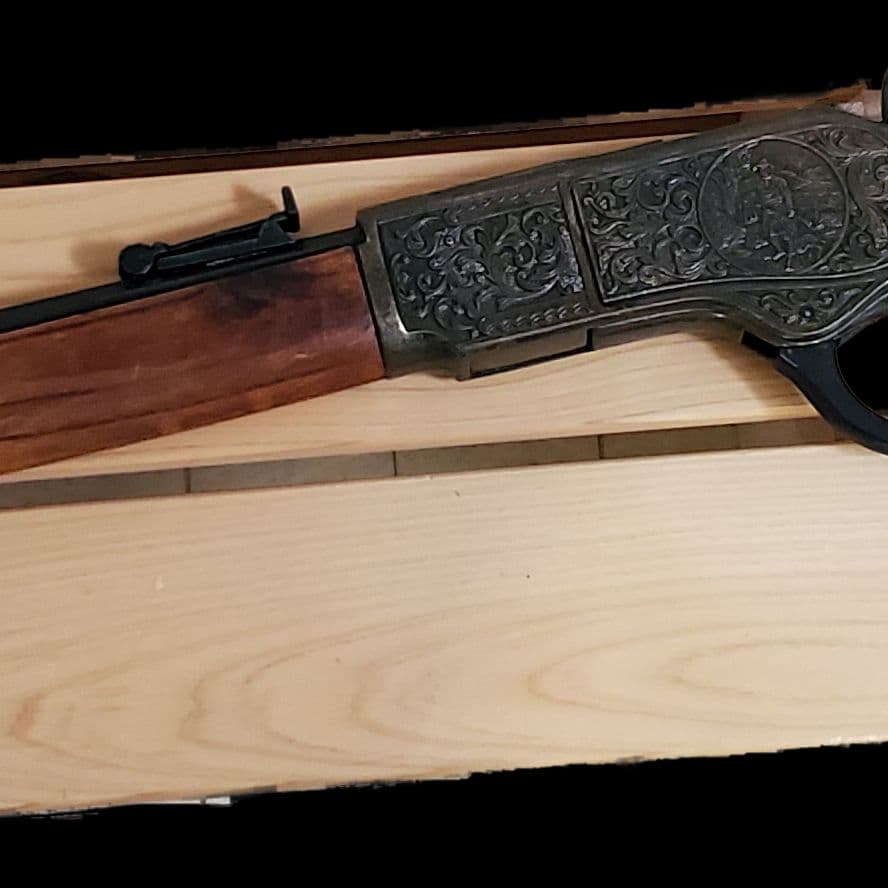 ウインチェスター　M73　彫刻レプリカ