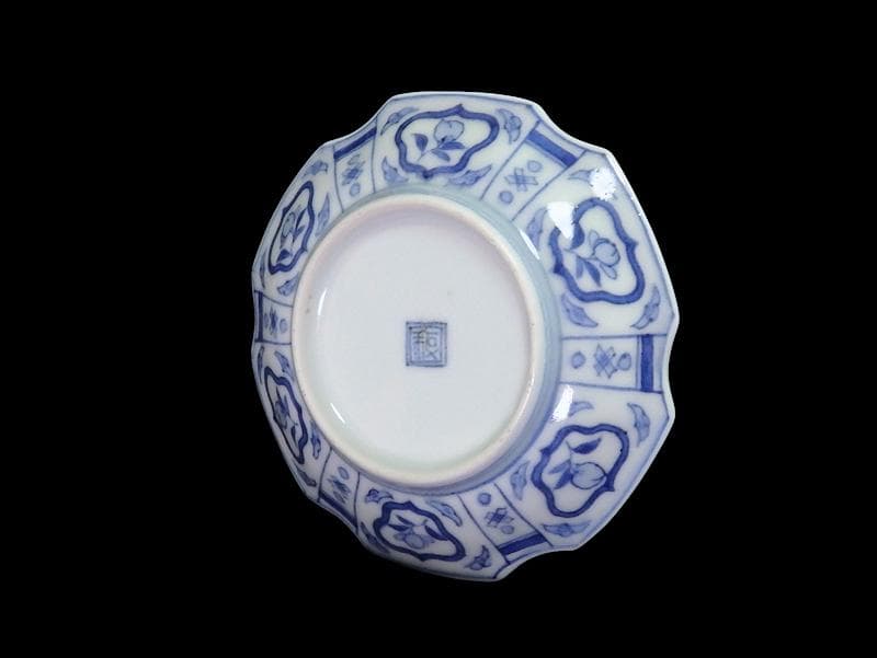 古伊万里　染付　吉祥紋に山村の図　六角豆皿　AS-DBe