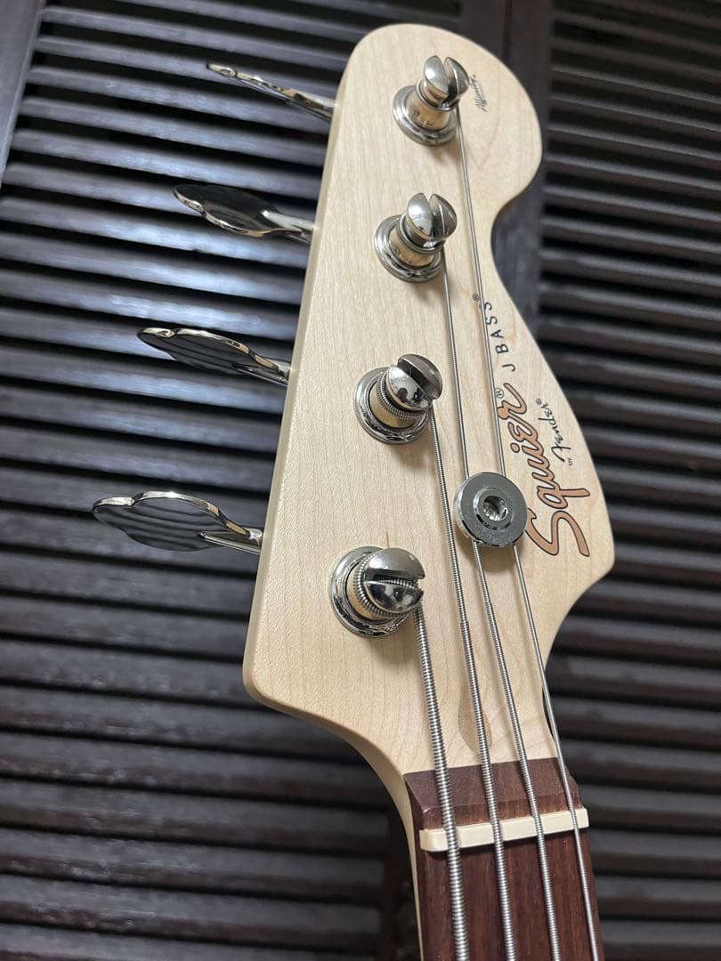 美品動作良好Squire by fender Affinity ジャズベース