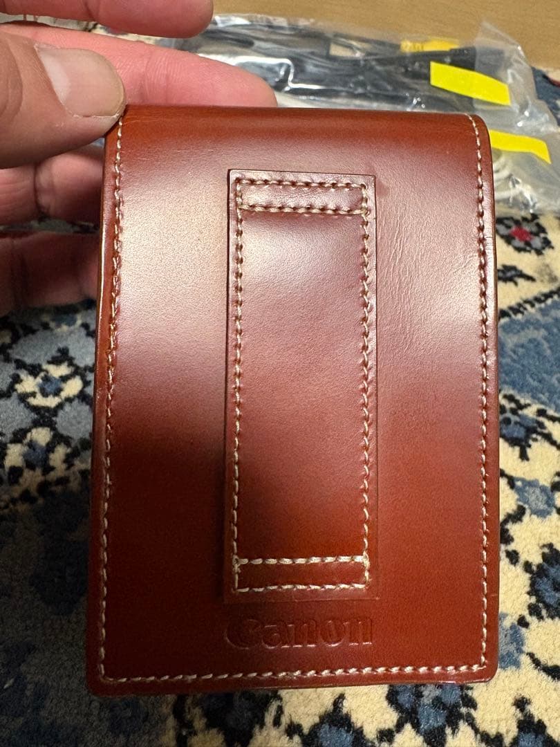 IXY DIGITAL 220 IS (純正レザーケース付)