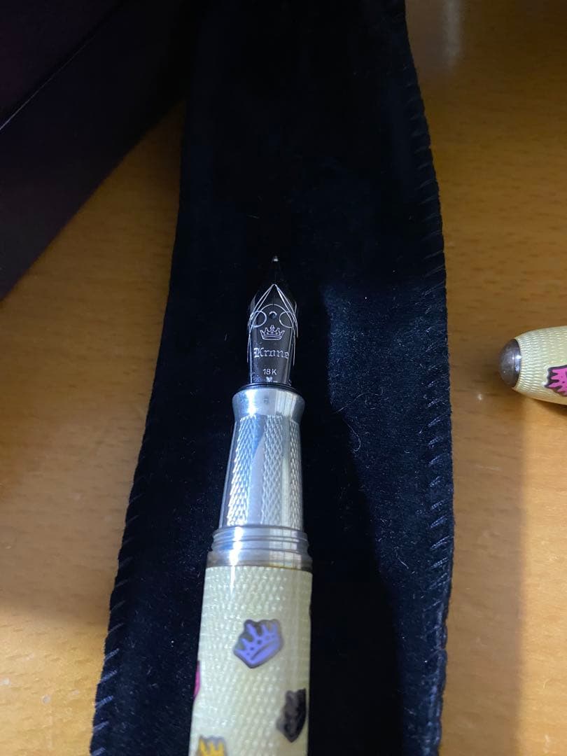 クローネ　万年筆