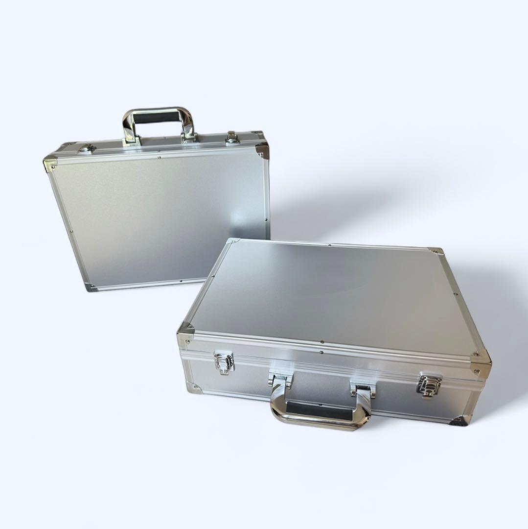 大容量トレカケース　5000枚収納可能　アタッシュケース　アルミ製デッキケース