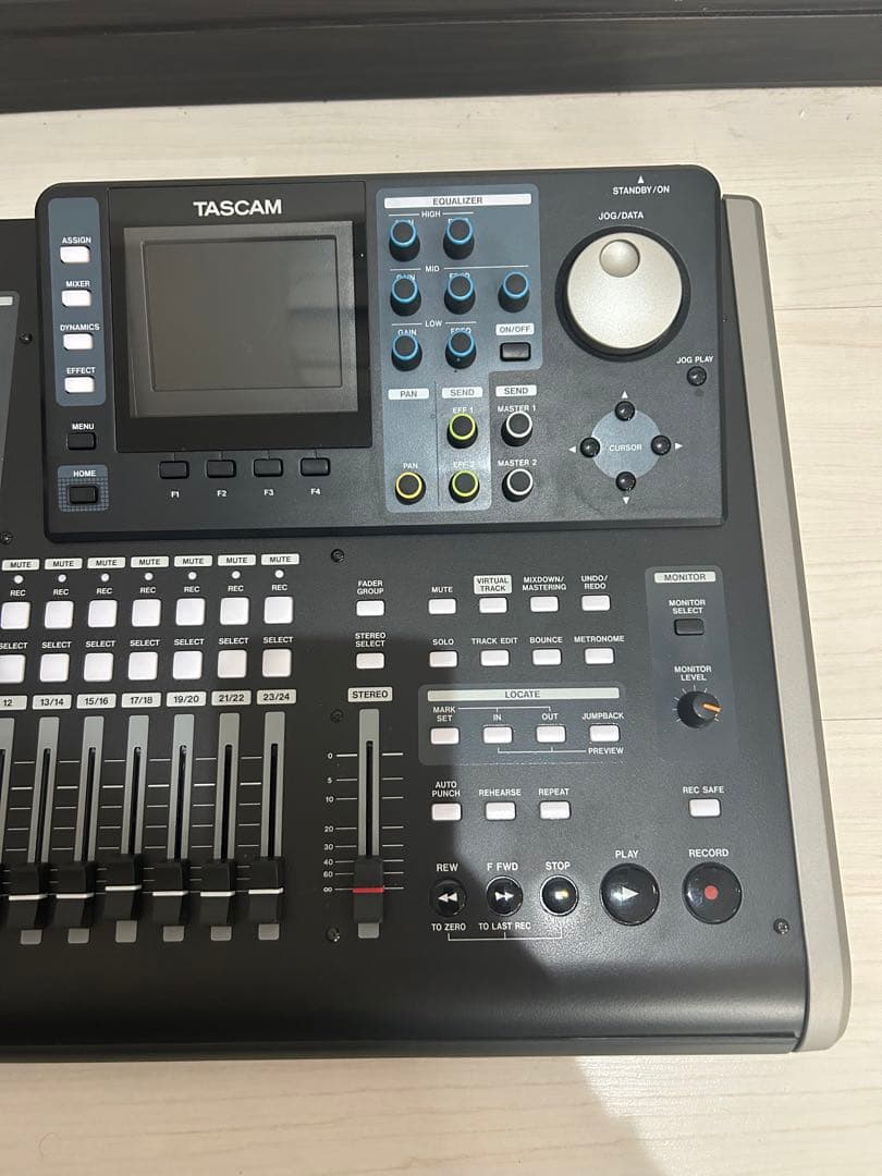 【美品】TASCAM マルチトラックレコーダーDP-24SD