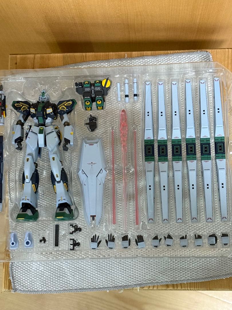 L ROBOT魂 量産型νガンダム フィン・ファンネル装備型