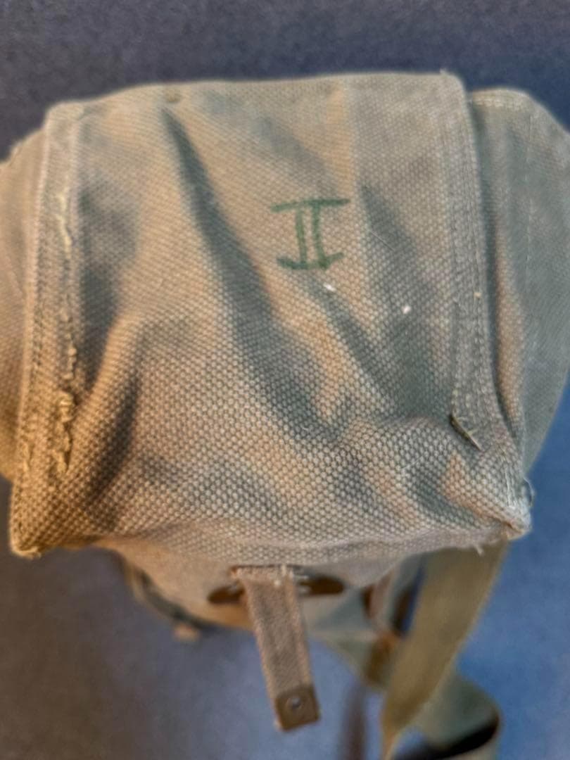 ベルギー軍 実物 M-51 ガスマスクバッグ