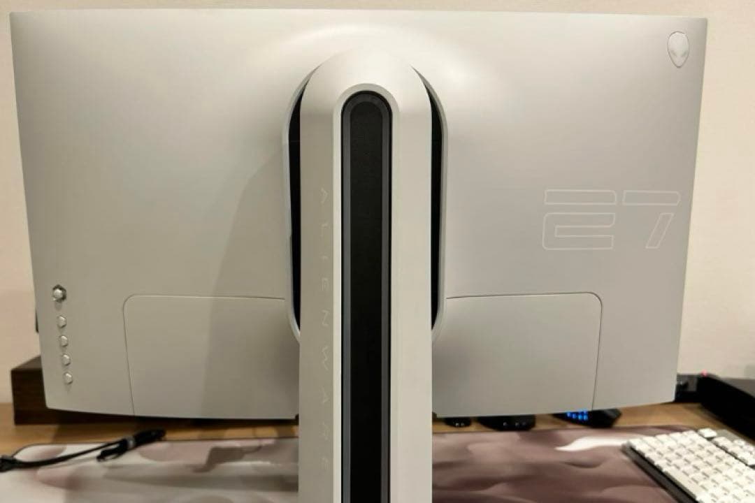 Dell 27インチ Alienwareゲーミングモニター