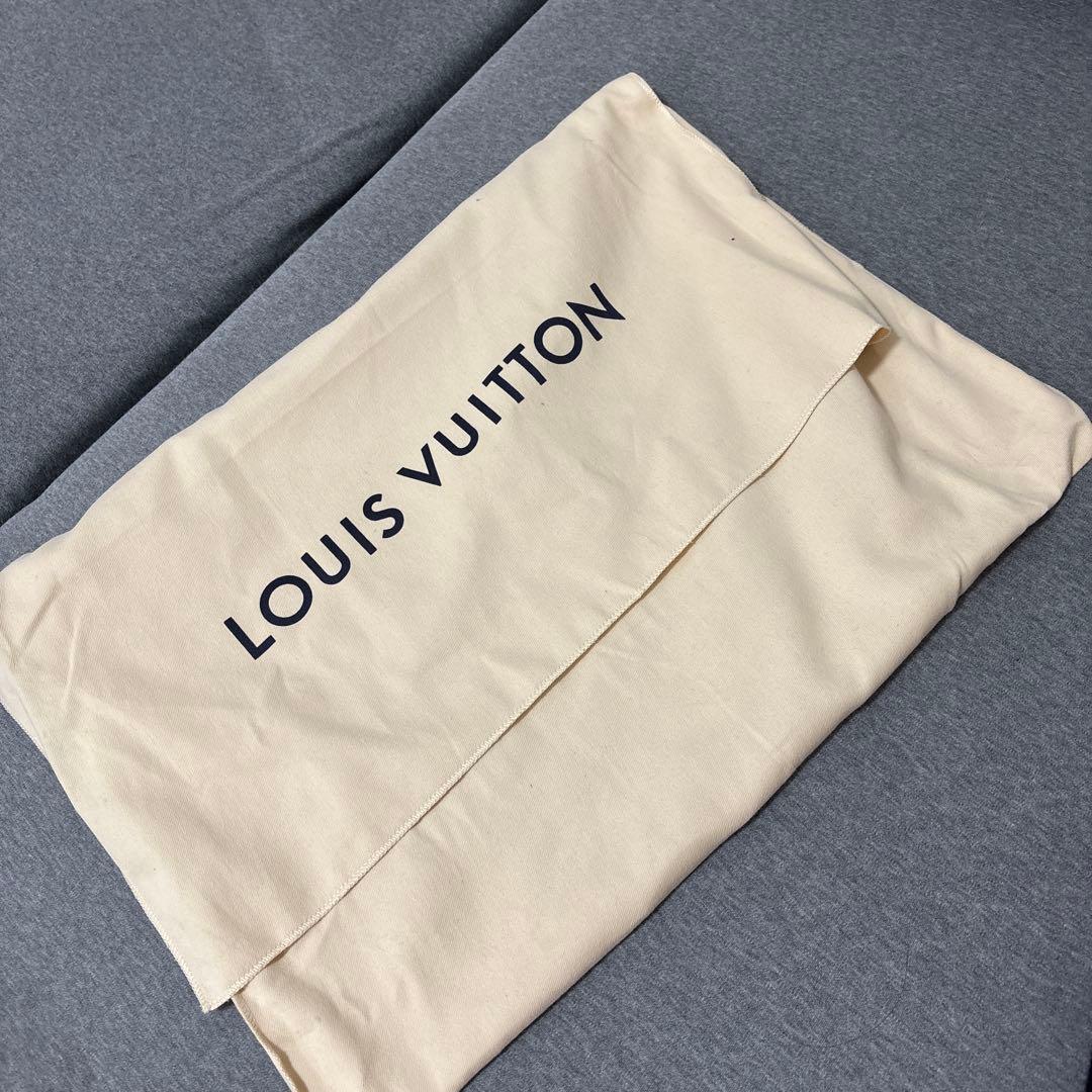 ルイヴィトン／ダミエ ポルト ドキュマン・ヴ オワヤージュ