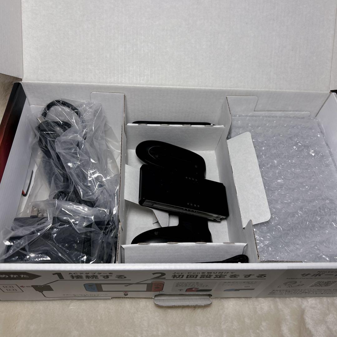 【極美品】ほぼ未使用 未対策 Nintendo Switch 本体