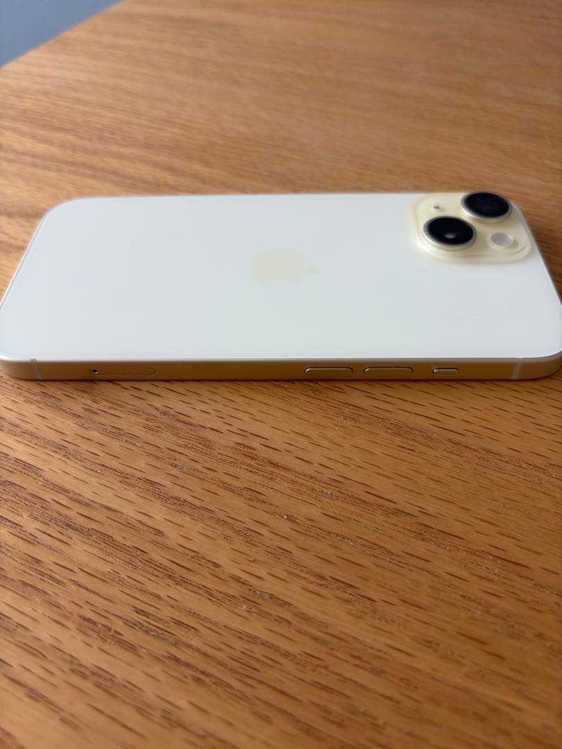 Apple iPhone 15 128gb SIMフリー イエロー 本体