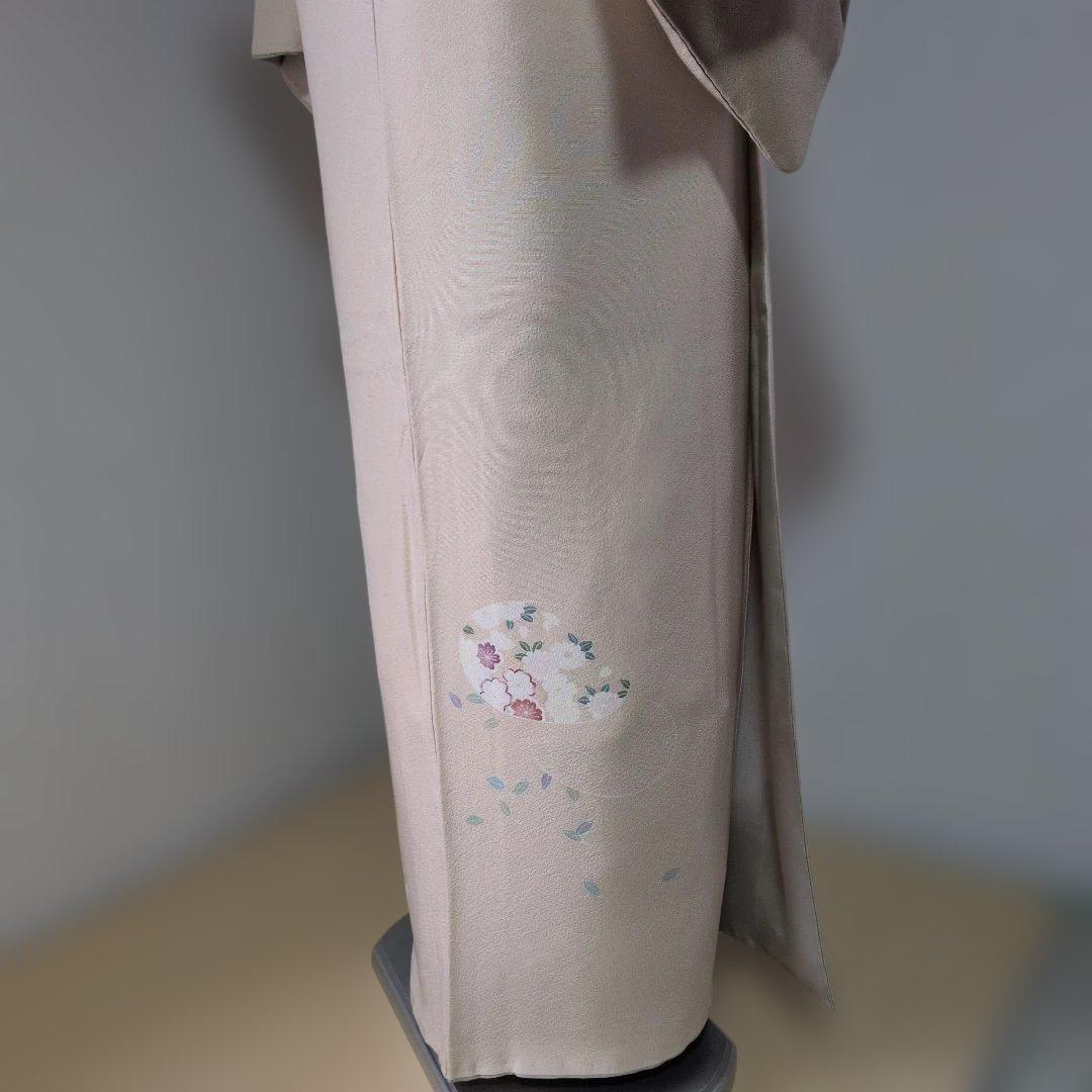 訪問着 ベージュ 花柄刺繍 シルク