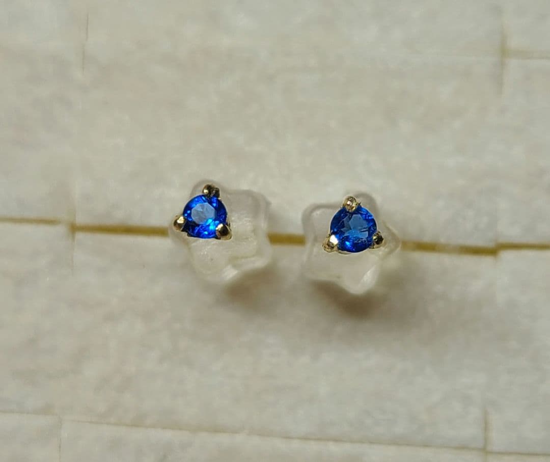 aoba.1225★ドイツ・アイフェル鉱山産アウイナイト★ピアスオーダー