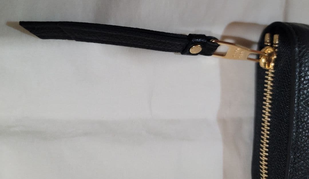 ルイ・ヴィトン　ジッピーパース　財布　コンパクト　モノグラム　美品