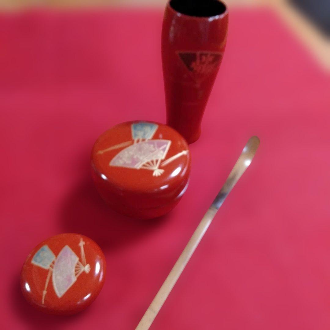 扇面蒔絵入り　利休茶箱