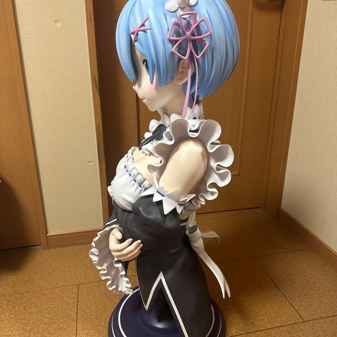 Re:ゼロから始める異世界生活。レム胸像。リゼロ。