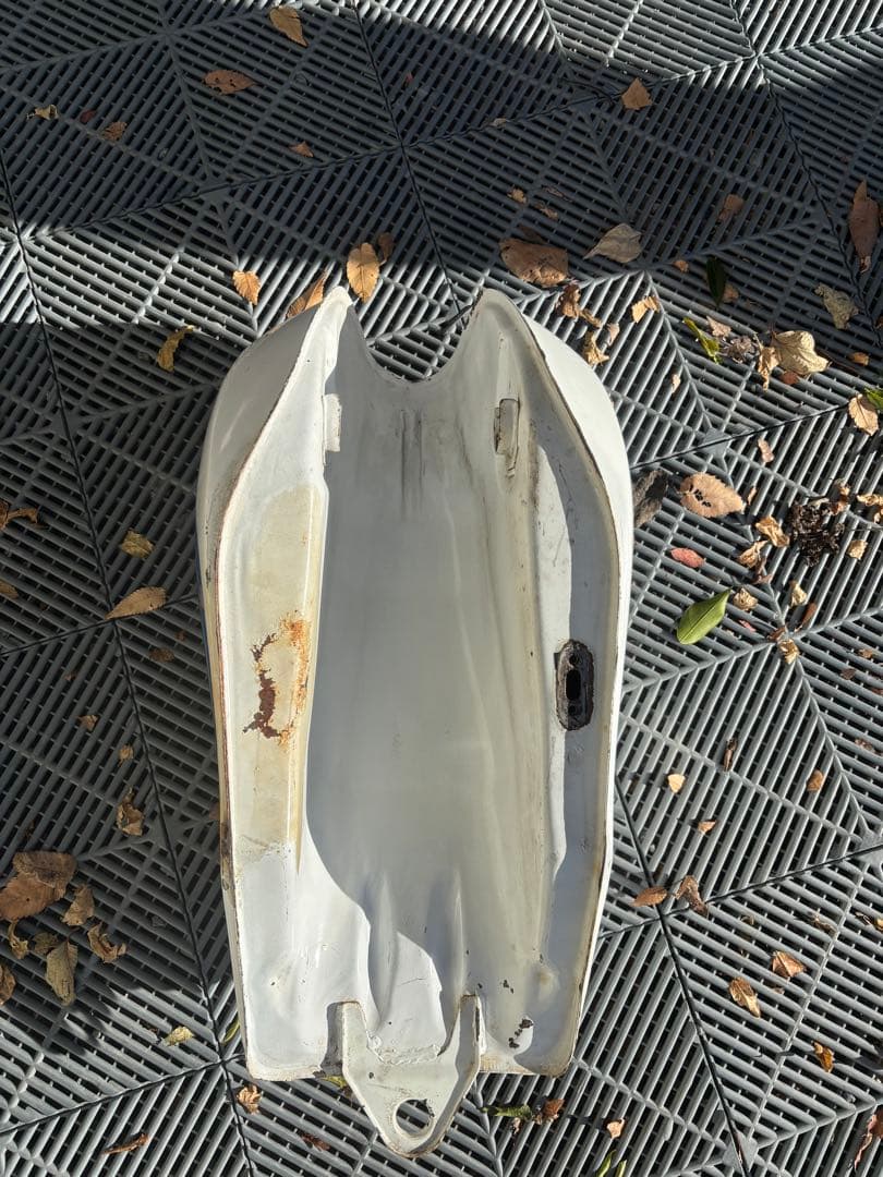 補修用に RZ250 ガソリンタンク 4L3