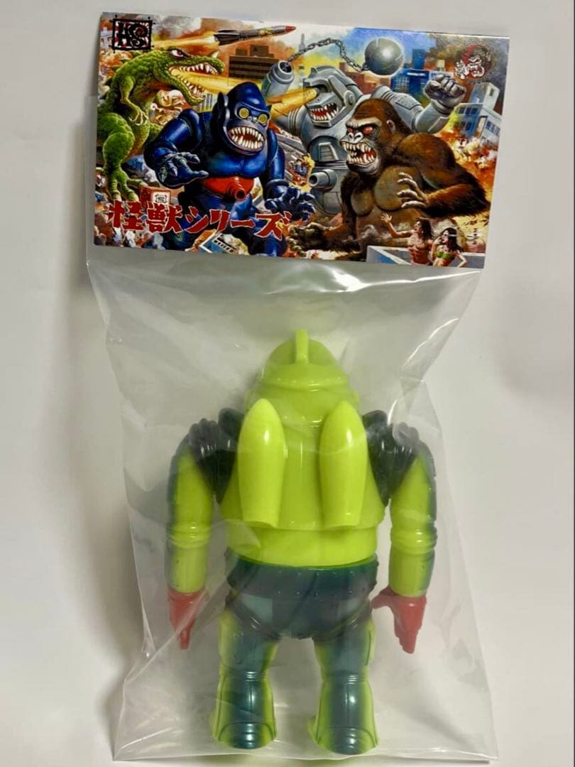 しろ　廣田彩玩所 ソフビ　izumonster リアルヘッド