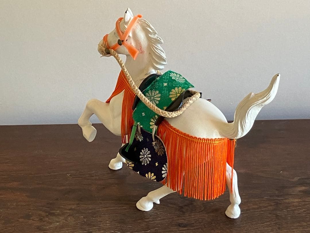 御神馬の置物(牧光作　ケース無し)