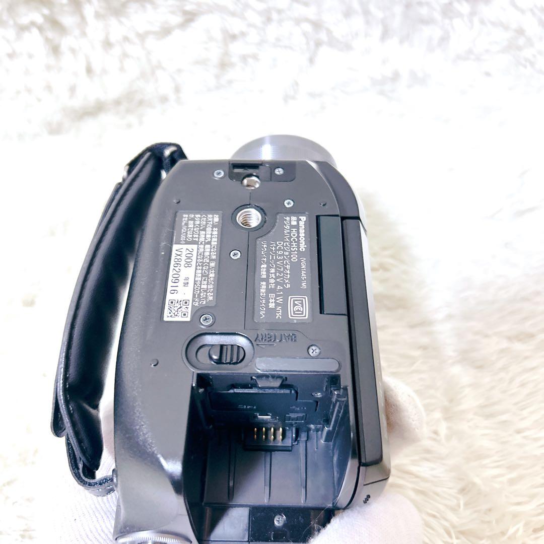 【美品】Panasonic デジタルハイビジョンビデオカメラ HDC-HS100