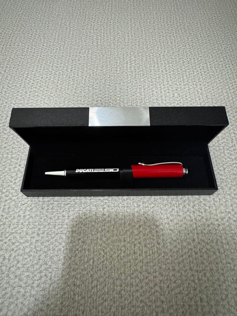 Ducati 90周年記念ボールペン