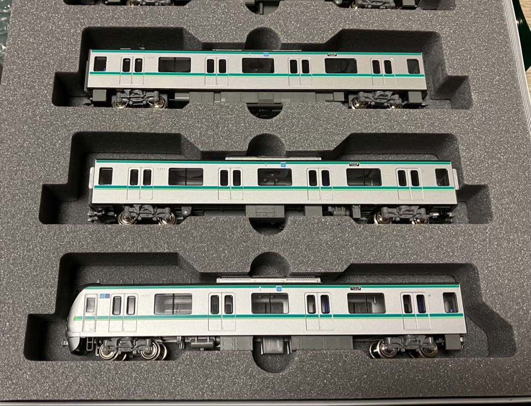 東京メトロ千代田線16000系 6両セット Nゲージ KATO 10-877