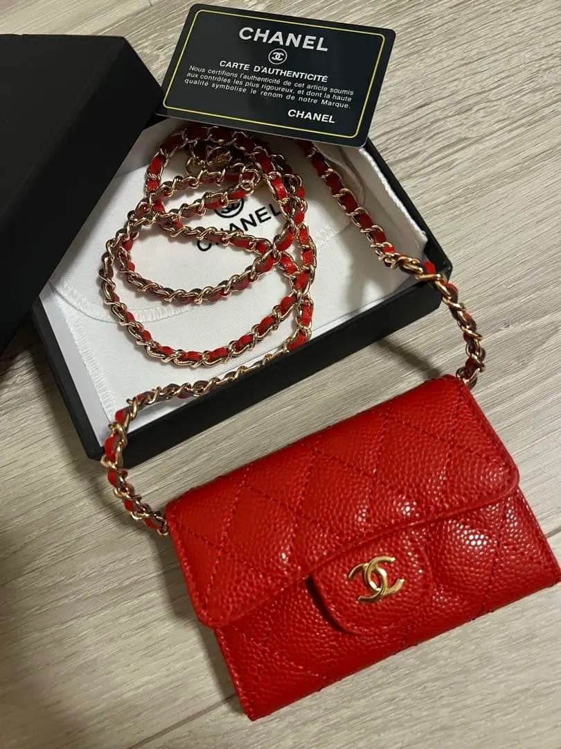 CHANELショルダー付きカードケース ノベルティー