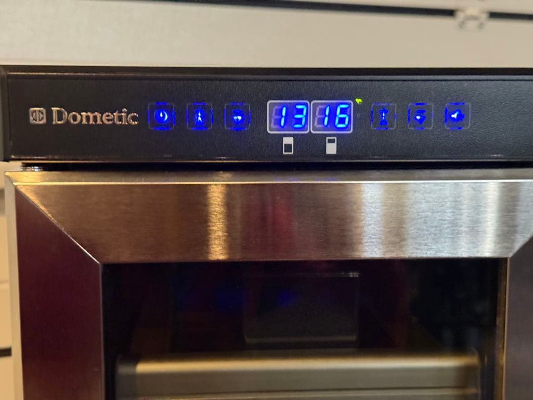 Dometic D15 ワインセラー 57L ／Dometic Ma Cave